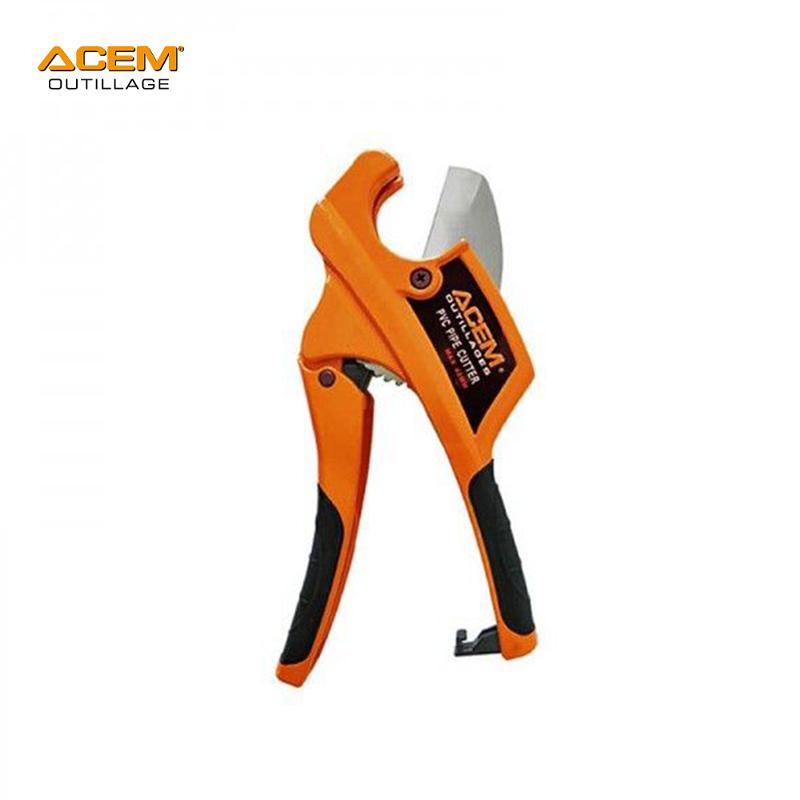 COUPE TUBE PVC 36MM A CLIQUET AC 203 ACEM